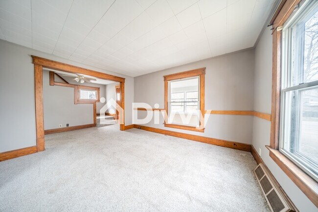 Foto del edificio - 2110 12th St SW, Akron, OH 44314