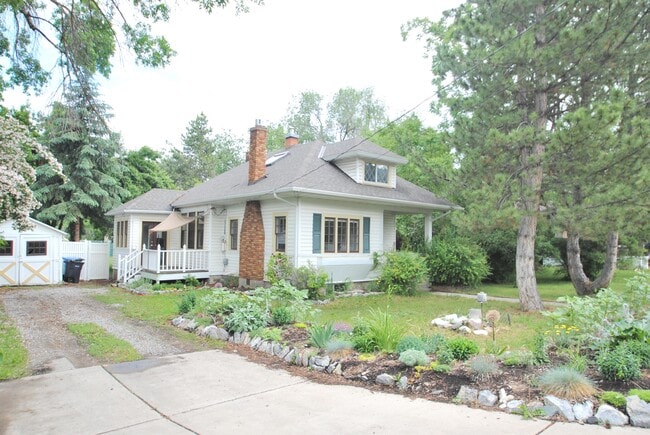 Building Photo - 271 Preston Ave