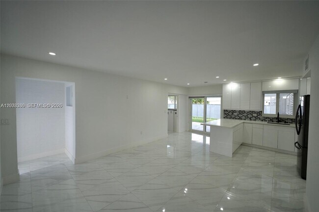 Foto del edificio - 10381 SW 32nd St