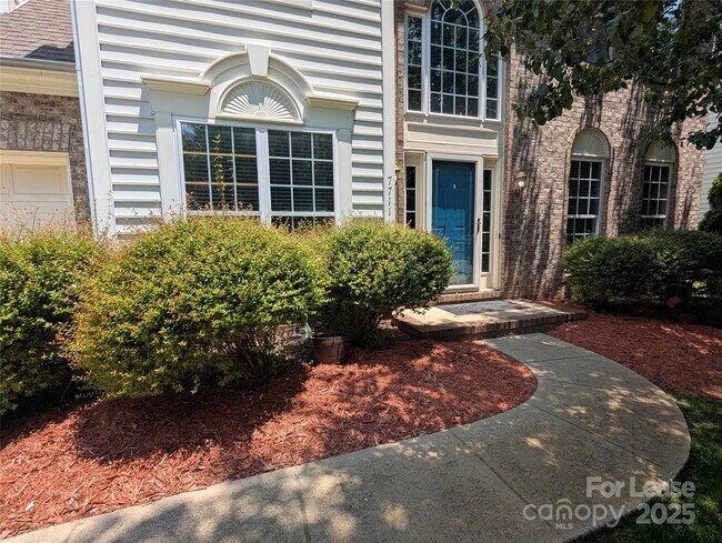 Foto del edificio - 7711 Epping Forest Dr