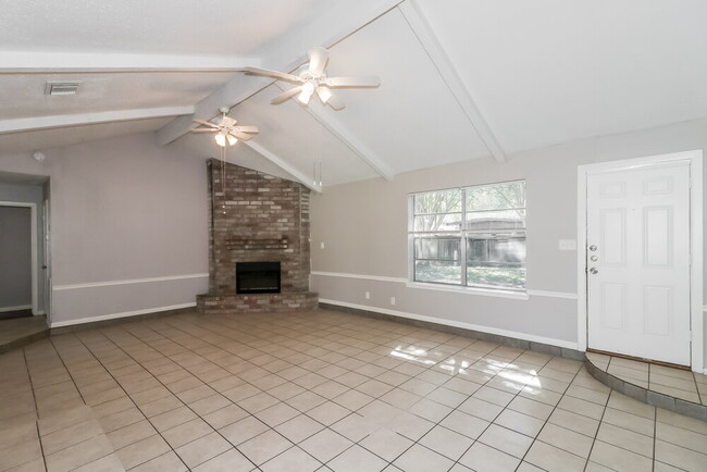 Building Photo - 23127 Briarcreek Blvd