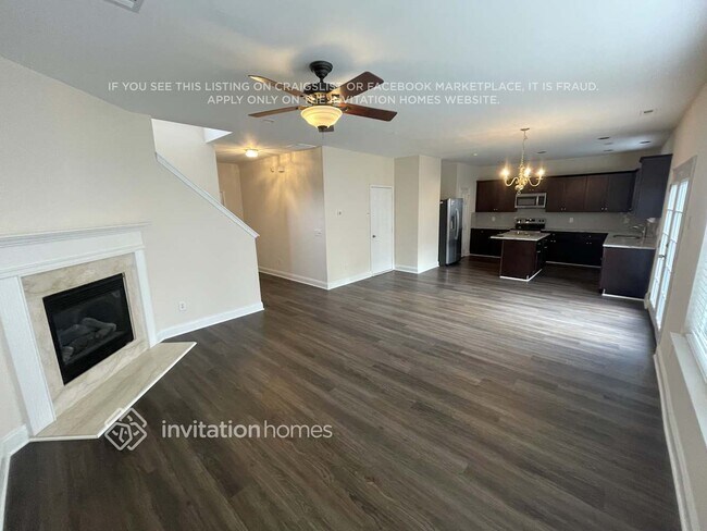 Foto del edificio - 2415 Harwood Hills Ln