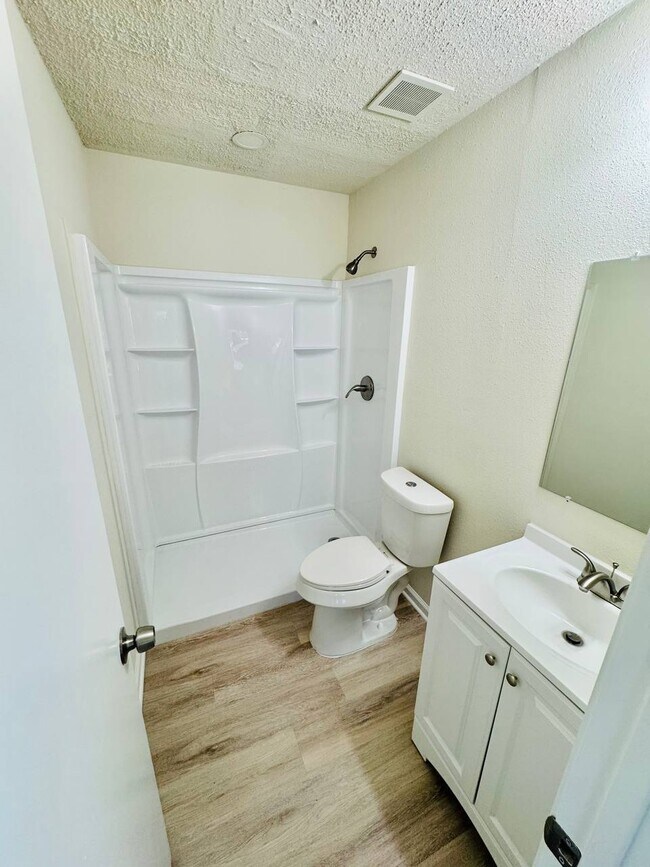 Building Photo - 1602 Klauke St