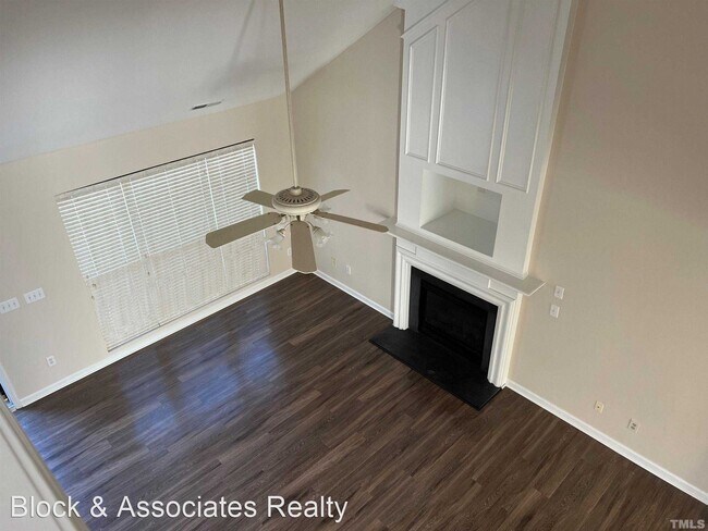 Foto del edificio - 3 br, 2.5 bath House - 4820 Loganshire Lane