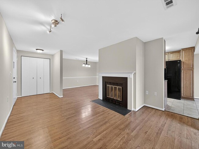 Building Photo - 13257 Wonderland Way