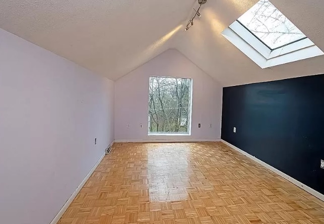 Building Photo - 227 Wilbert St