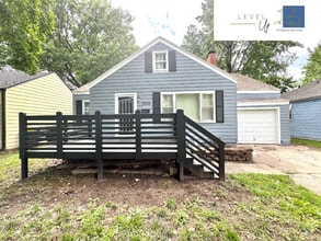 Building Photo - 7208 Lydia Ave