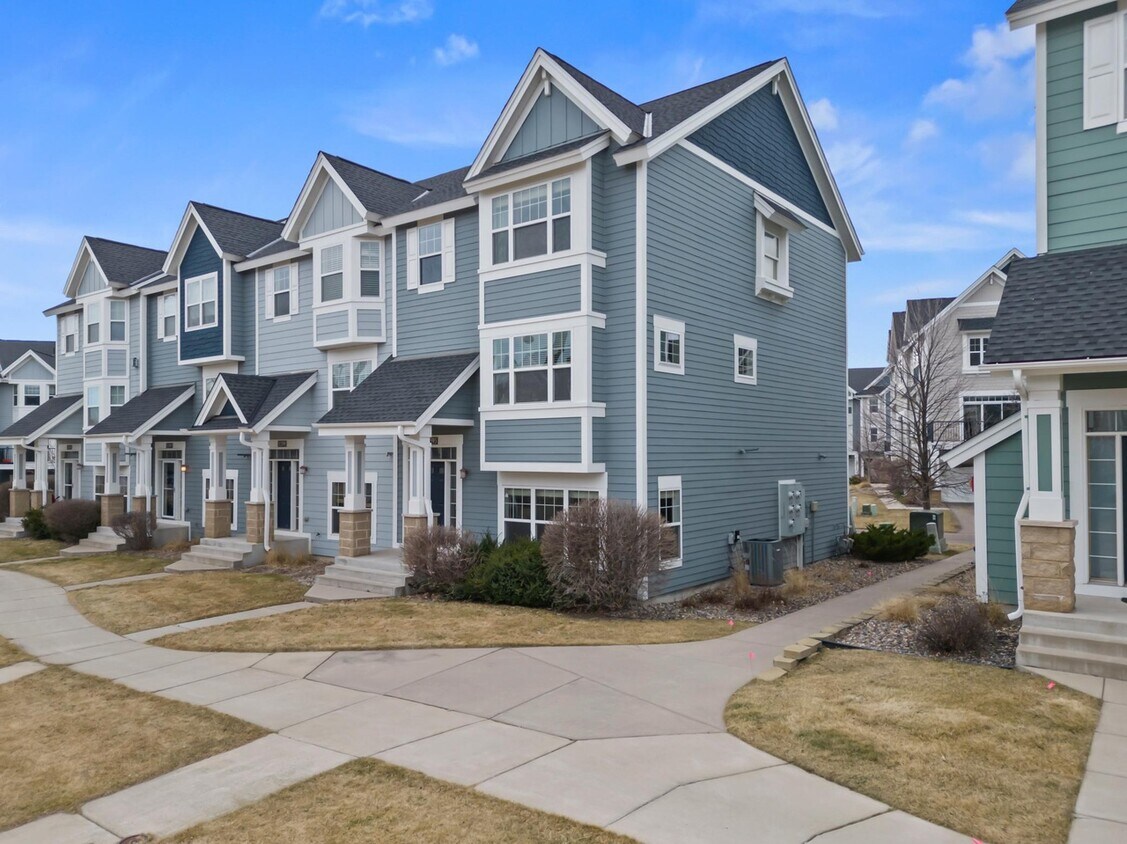 15593 Eagles Nest Wy, Apple Valley, MN 55124 House Rental in Apple Valley, MN