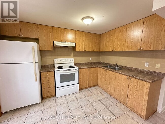 Building Photo - 124 Meandering Trail