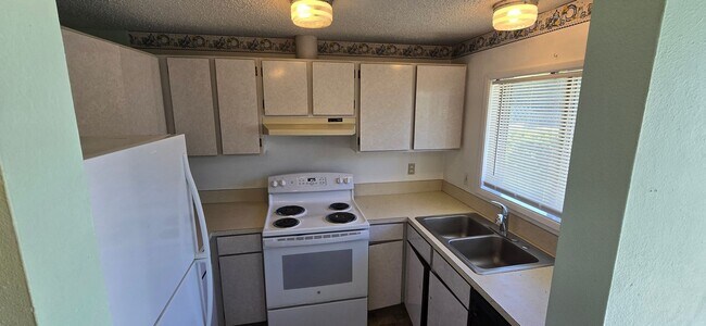 Foto del edificio - 3224 Summers Ln