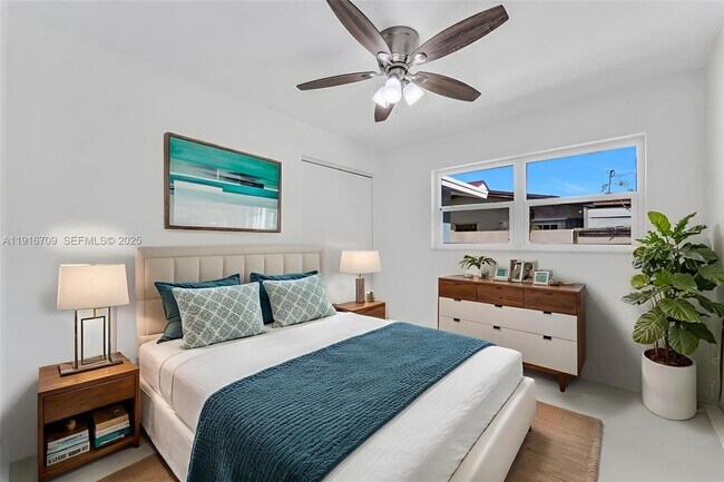 Foto del edificio - 832 NW 28th St