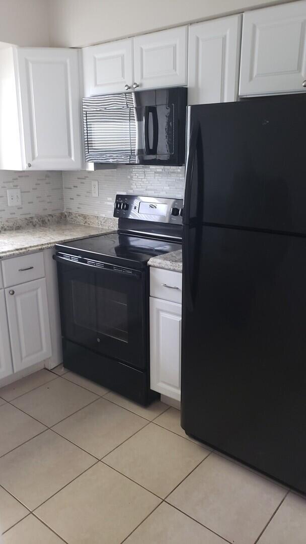 Foto del edificio - 875 SW 4th Ct