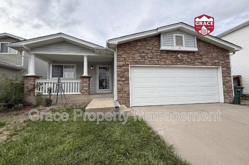 Primary Photo - 19859 Montview Dr