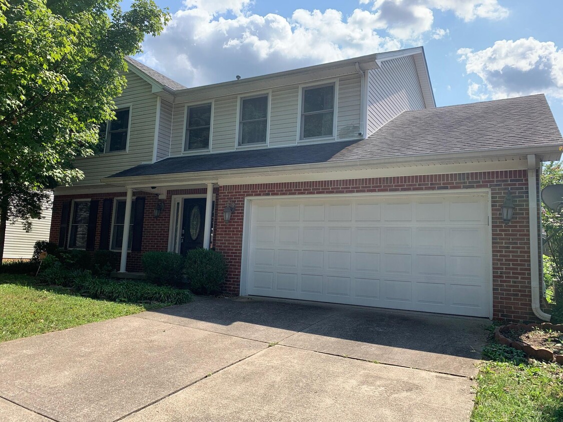 Foto principal - 801 Willow Oak Cir