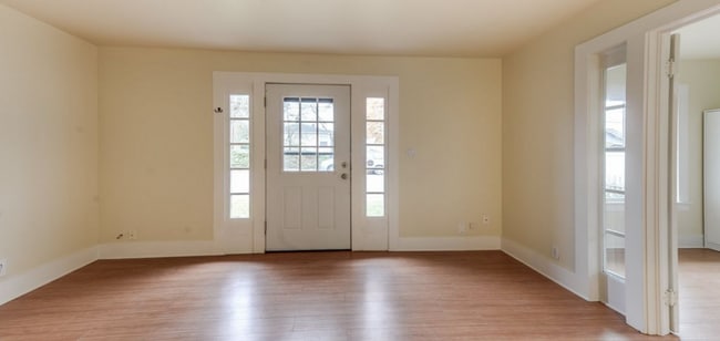 Photo - Charming 2 Bedroom 1 Bathroom Bungalow with Oversized 1 Car Garage and Large Manicured  Backyard ... House