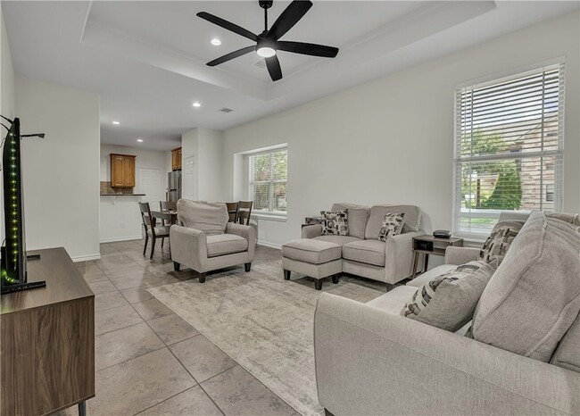 Building Photo - 3800 Black Hawk Ln