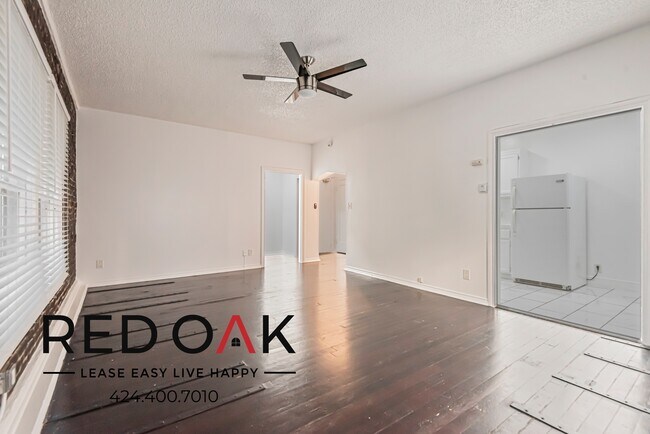 Foto del edificio - 854 S Oxford Ave