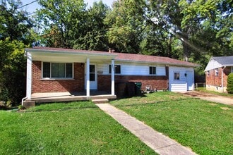 Building Photo - 3448 Ringwood St