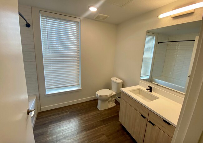 Foto del edificio - 3462 Walnut St