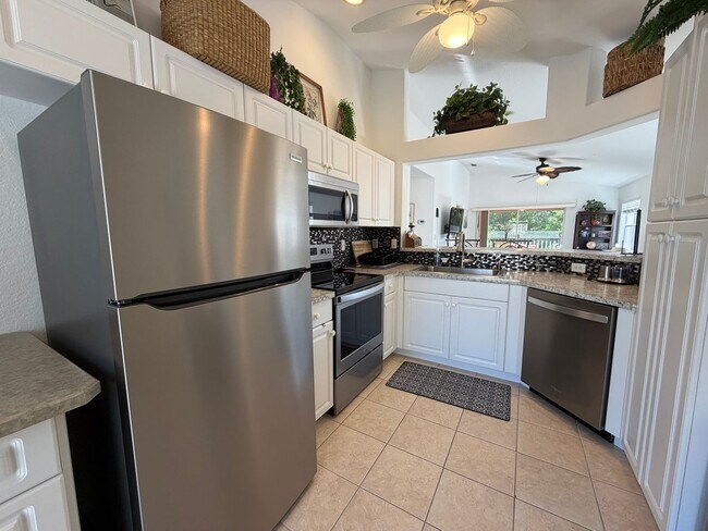 Foto del edificio - 26699 Little John Ct