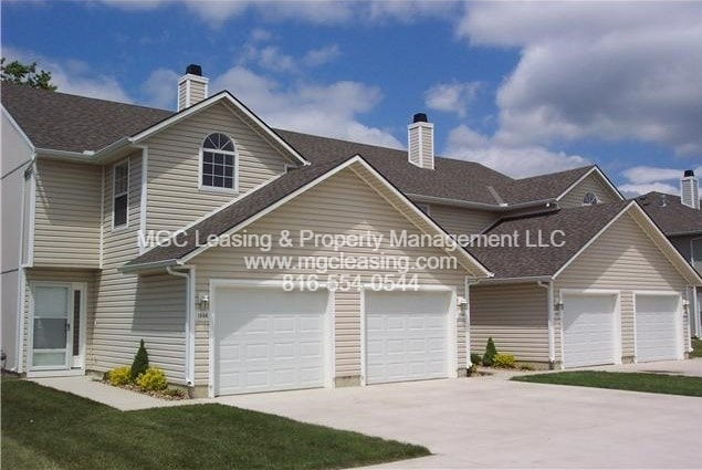 Building Photo - 1014 Garden Dr