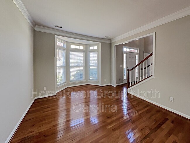 Foto del edificio - 3745 Waters Reach Ln