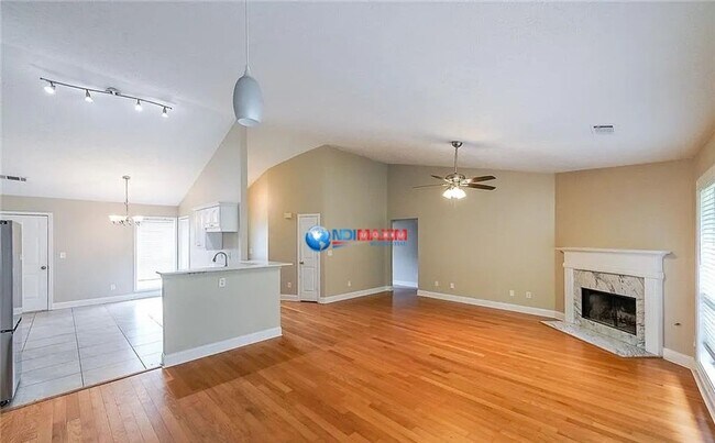 Foto del edificio - Nice ranch in the COLLINS HILL cluster in ...