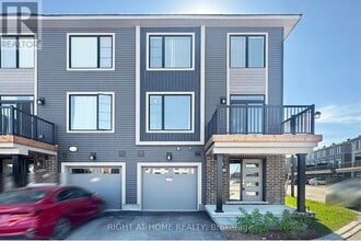 Building Photo - 368 Clearpath Private