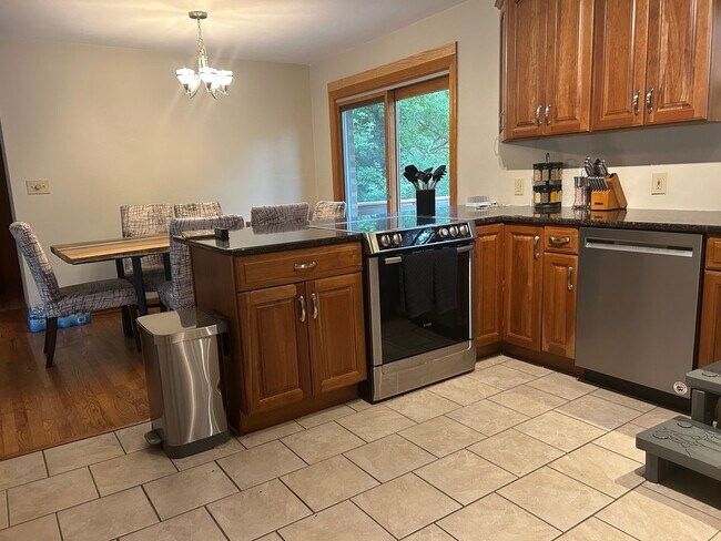 Foto del edificio - Beautifully Renovated Ranch-style Home!