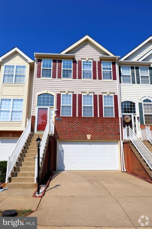 Building Photo - 20635 Glenmere Square