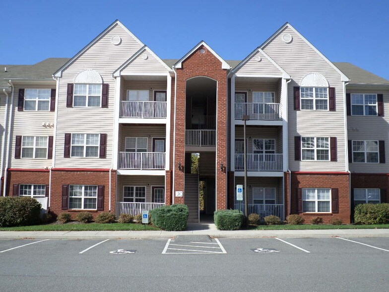 Wyndhurst Villas Rentals Lynchburg, VA
