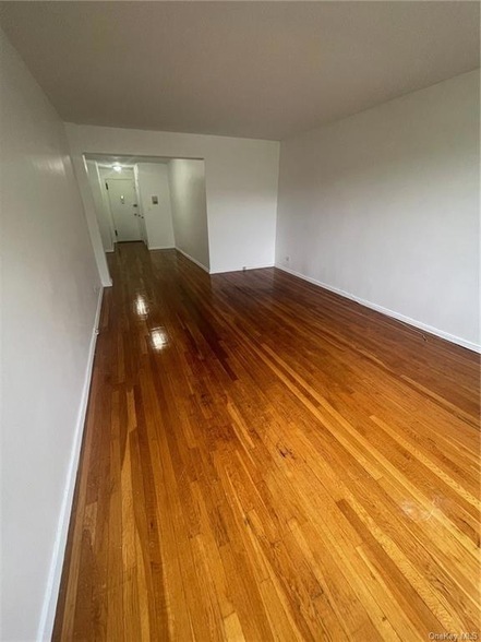 Building Photo - 180 van Cortlandt Park S Unit 6-G