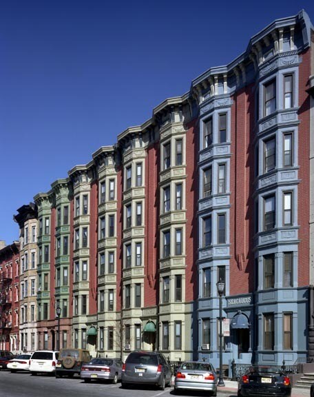 Foto del edificio - 811 Washington St