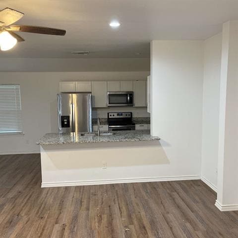 Building Photo - 1406 W Sears St