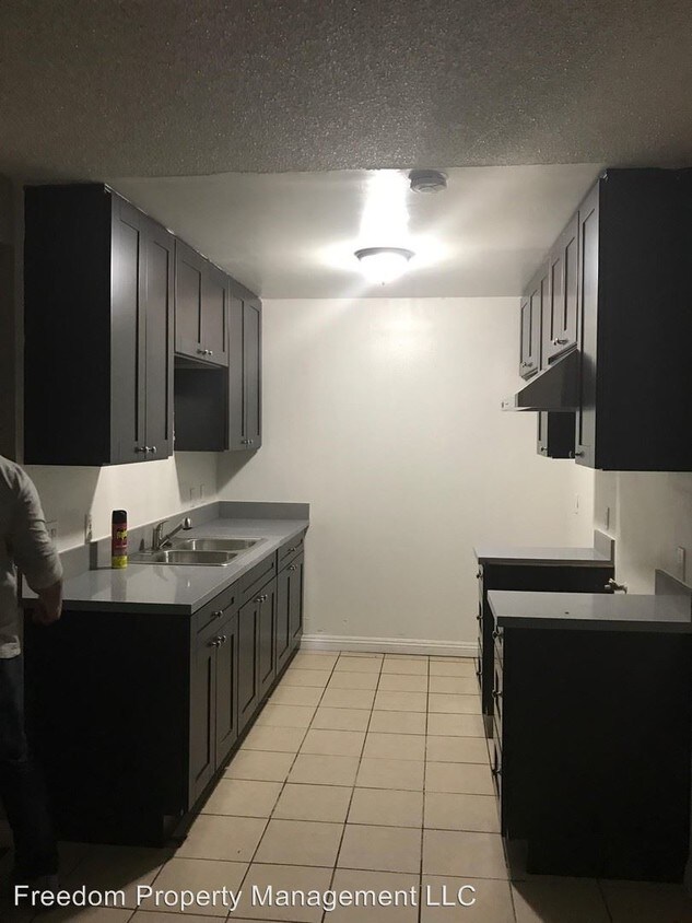 Foto principal - 810 S Anaheim Blvd