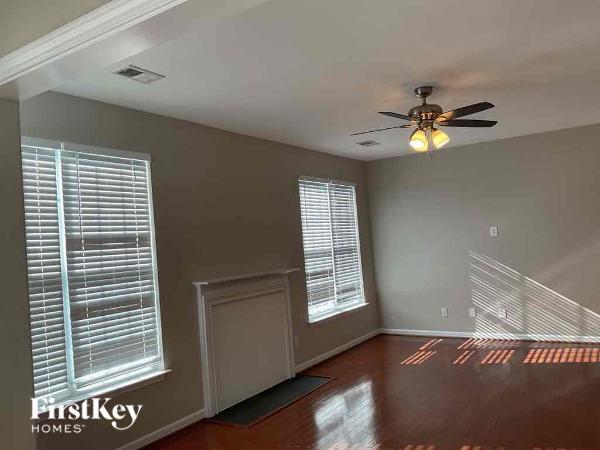 Foto del edificio - 6319 Ridge Haven Rd