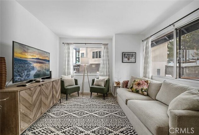 Foto del edificio - 805 Cove Dr