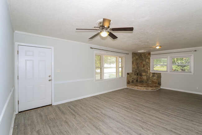 Foto del edificio - Spacious Living Areas in North Augusta, SC!