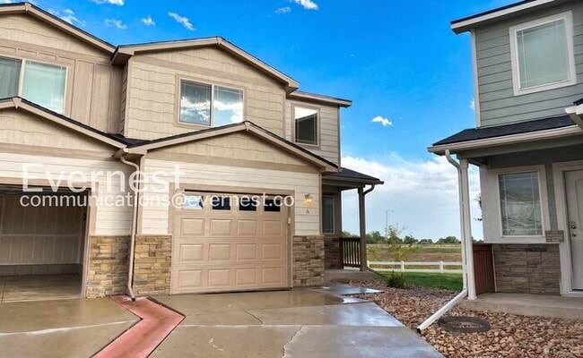 Building Photo - 3194 Fairmont Dr
