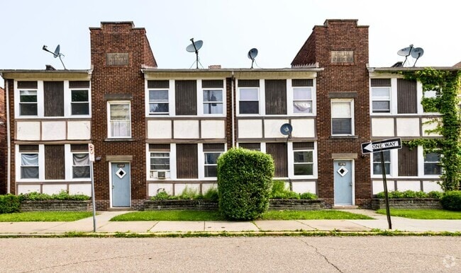 Building Photo - 1232 Church Ave