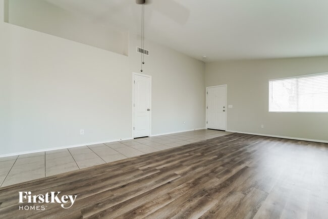 Building Photo - 4556 W Rose Mist Way