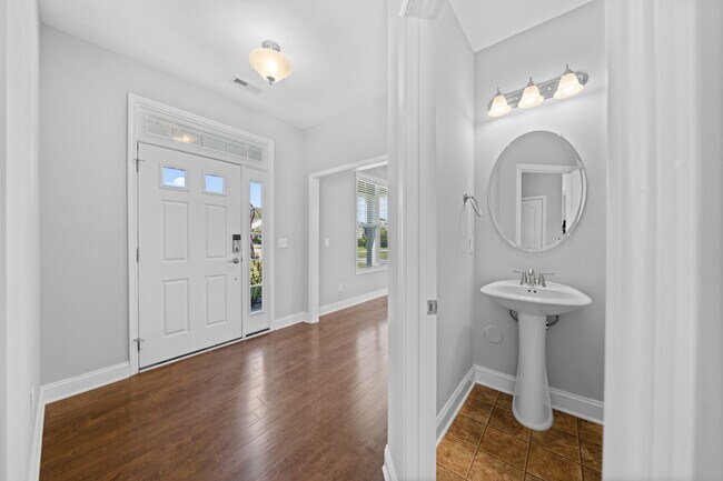 Foto del edificio - 1008 Whispering Doe Dr