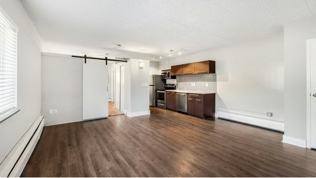 Interior Photo - Stephan Woods Apartments