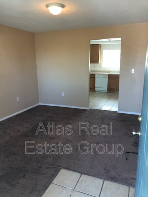 Foto del edificio - 940 Bishop Ct