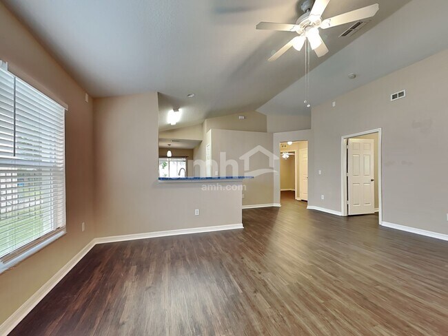 Building Photo - 6133 Skylarkcrest Drive