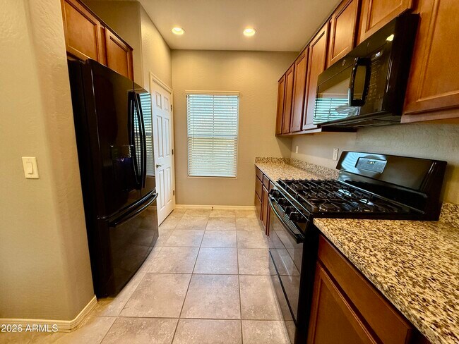 Foto del edificio - 1501 W Buckeye Tree Ave