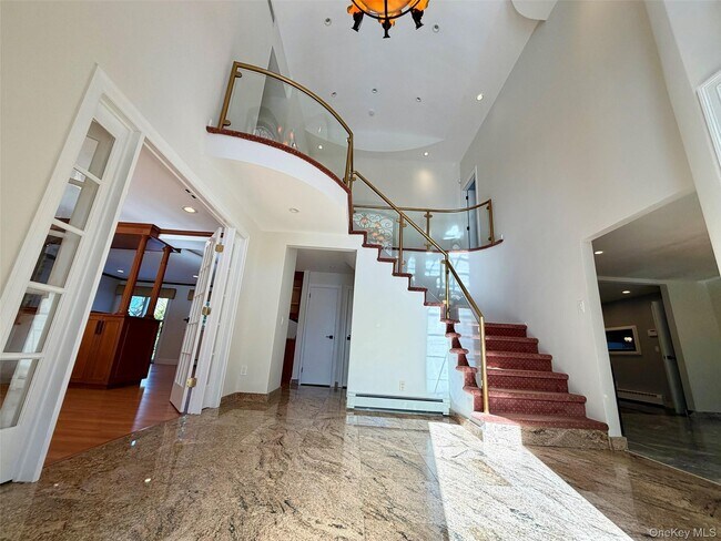 Building Photo - 5 Glen Hill Ct