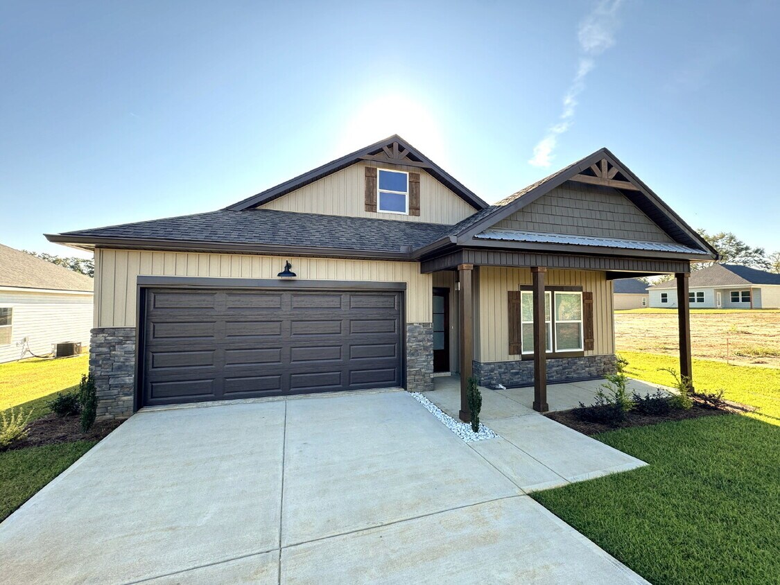 Foto principal - 1465 Forest Dr