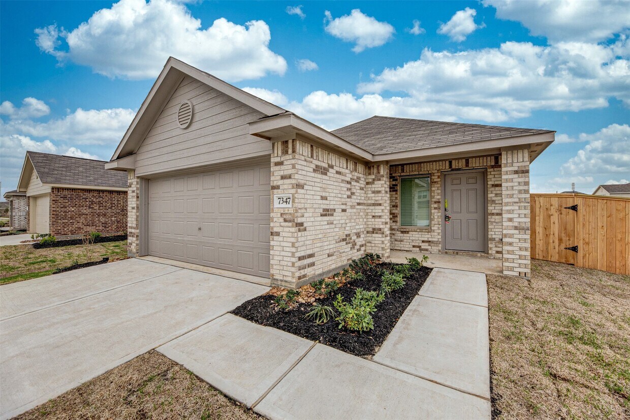 Foto principal - 7347 Greenbriar Cayon Ln