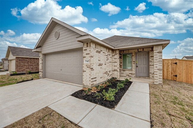 Building Photo - 7347 Greenbriar Cayon Ln